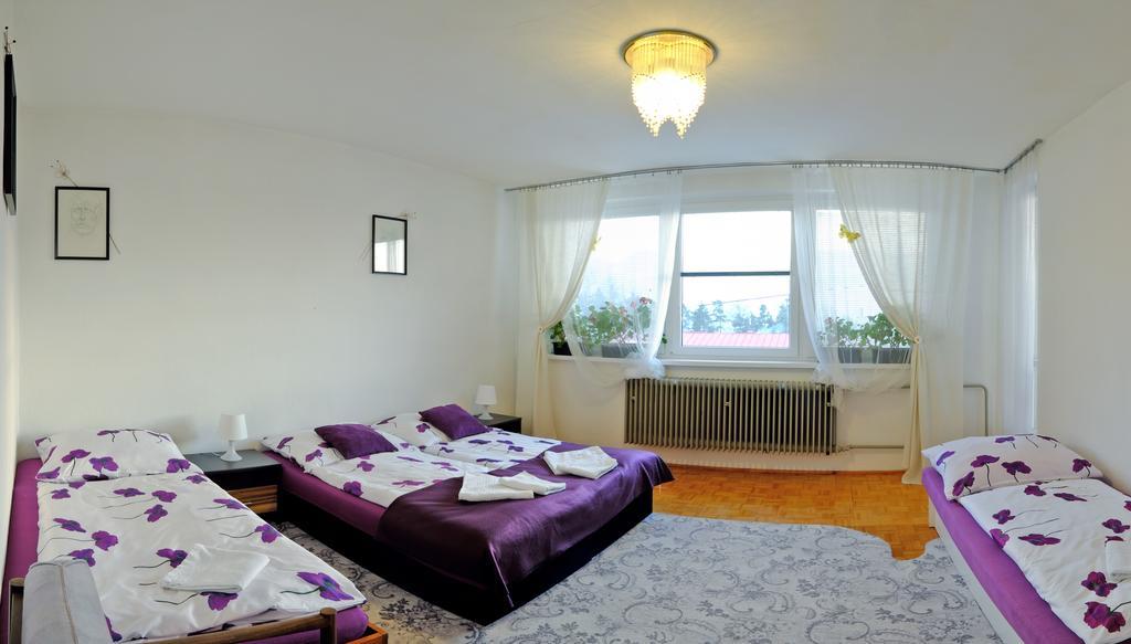 Hotel 7 Star Wishes à Liptovský Hrádok Extérieur photo